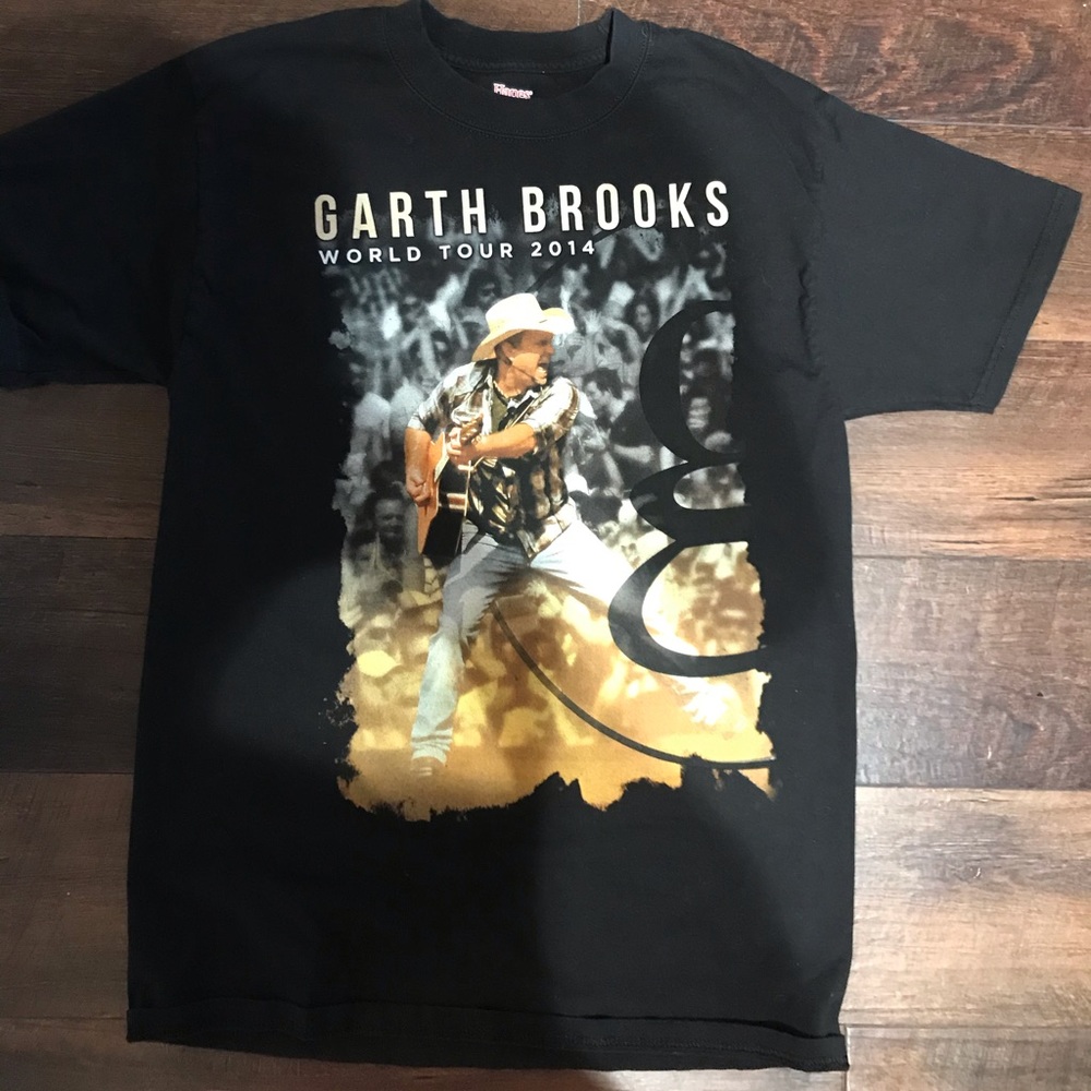 Garth Brooks 2014 tour tee size M